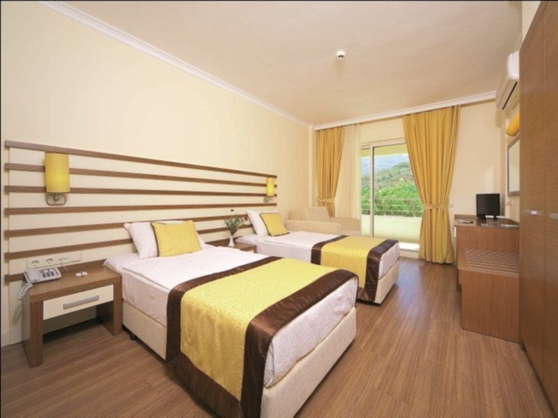 Hotel Akbulut & Spa Güzelçamlı Eksteriør bilde